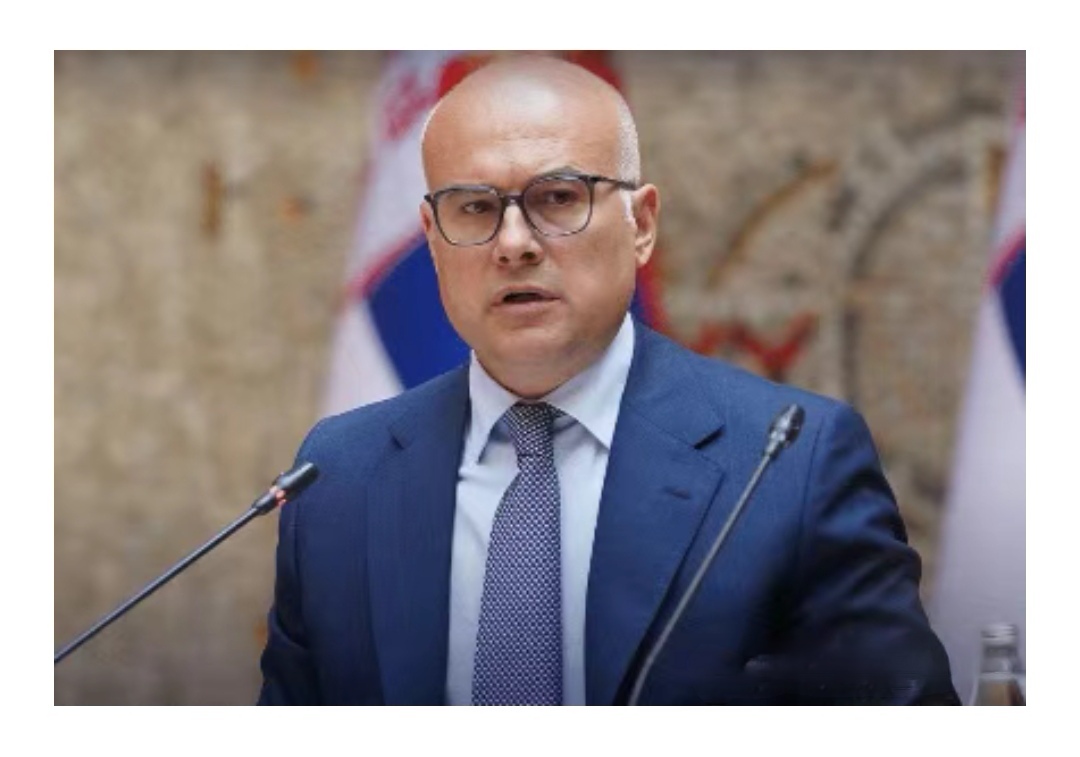 塞维利亚主场惨遭绝杀，主帅大喊委内瑞拉裁判不公平的简单介绍