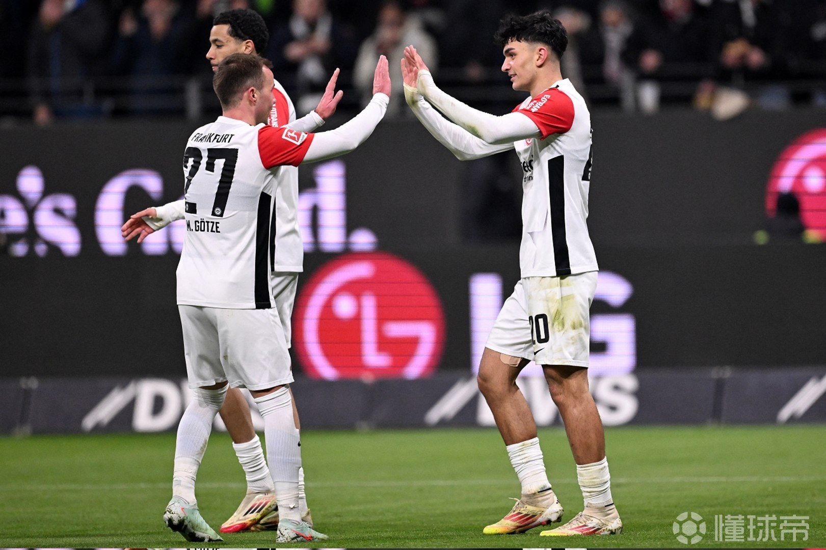 沃尔夫斯堡大胜法兰克福，势不可挡的赢球风暴的简单介绍