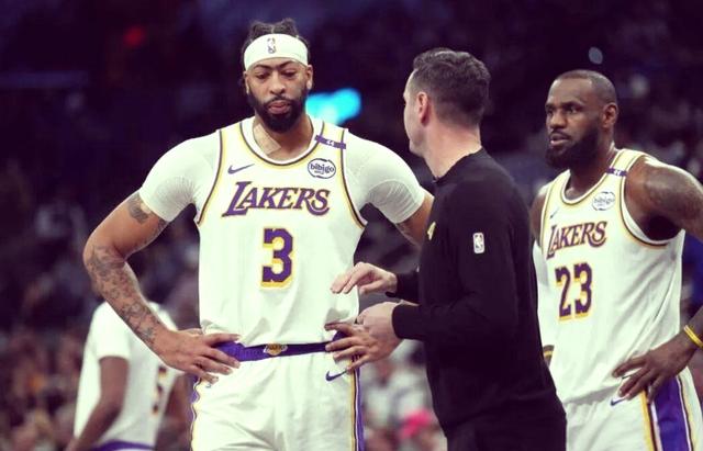 湖人力克奇才,詹姆斯再次领军成功 湖人力克奇才,詹姆斯再次领军成功