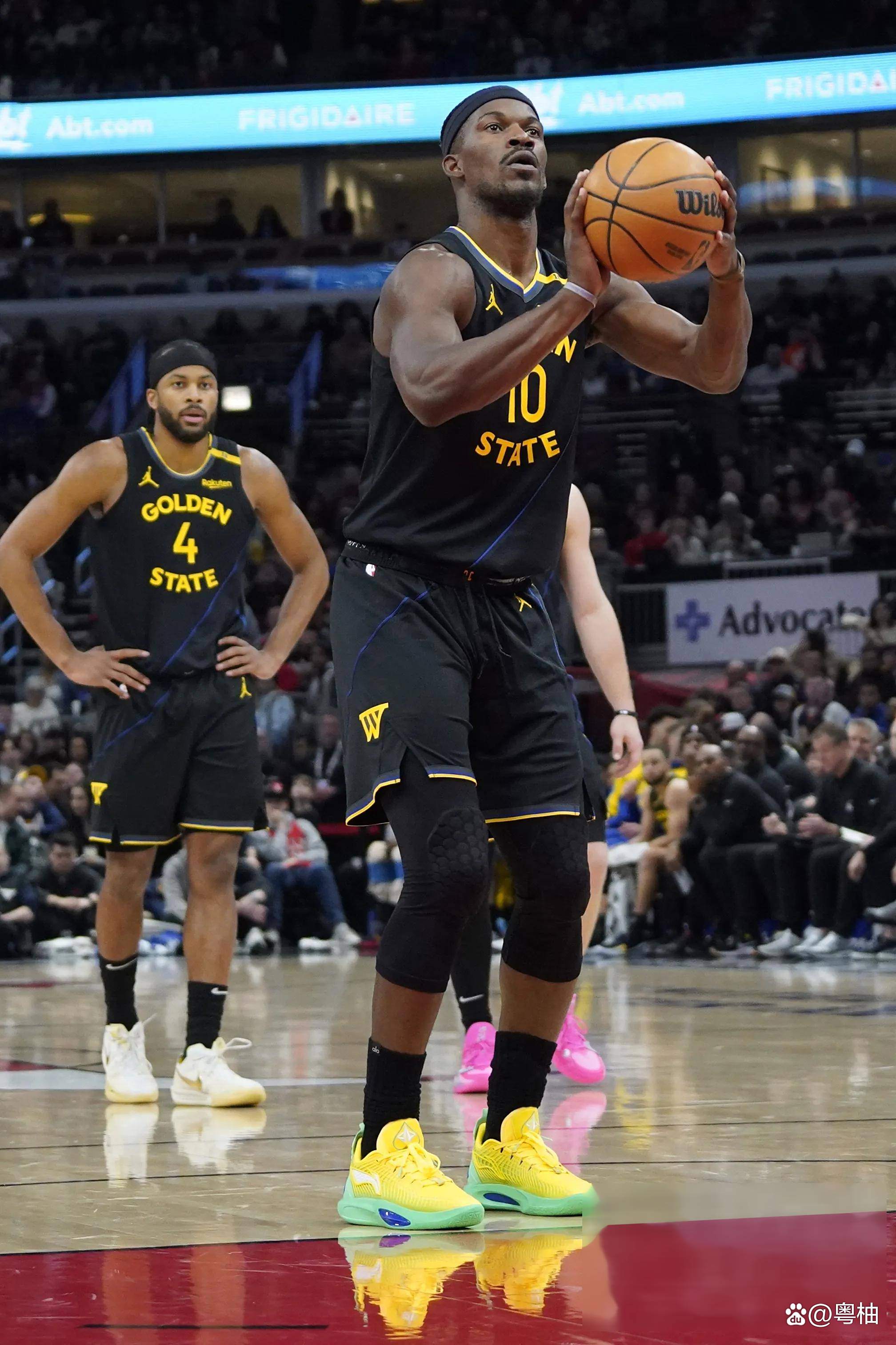 开云体育直播-勇士客场逆转公牛，十连胜稳坐榜首的简单介绍