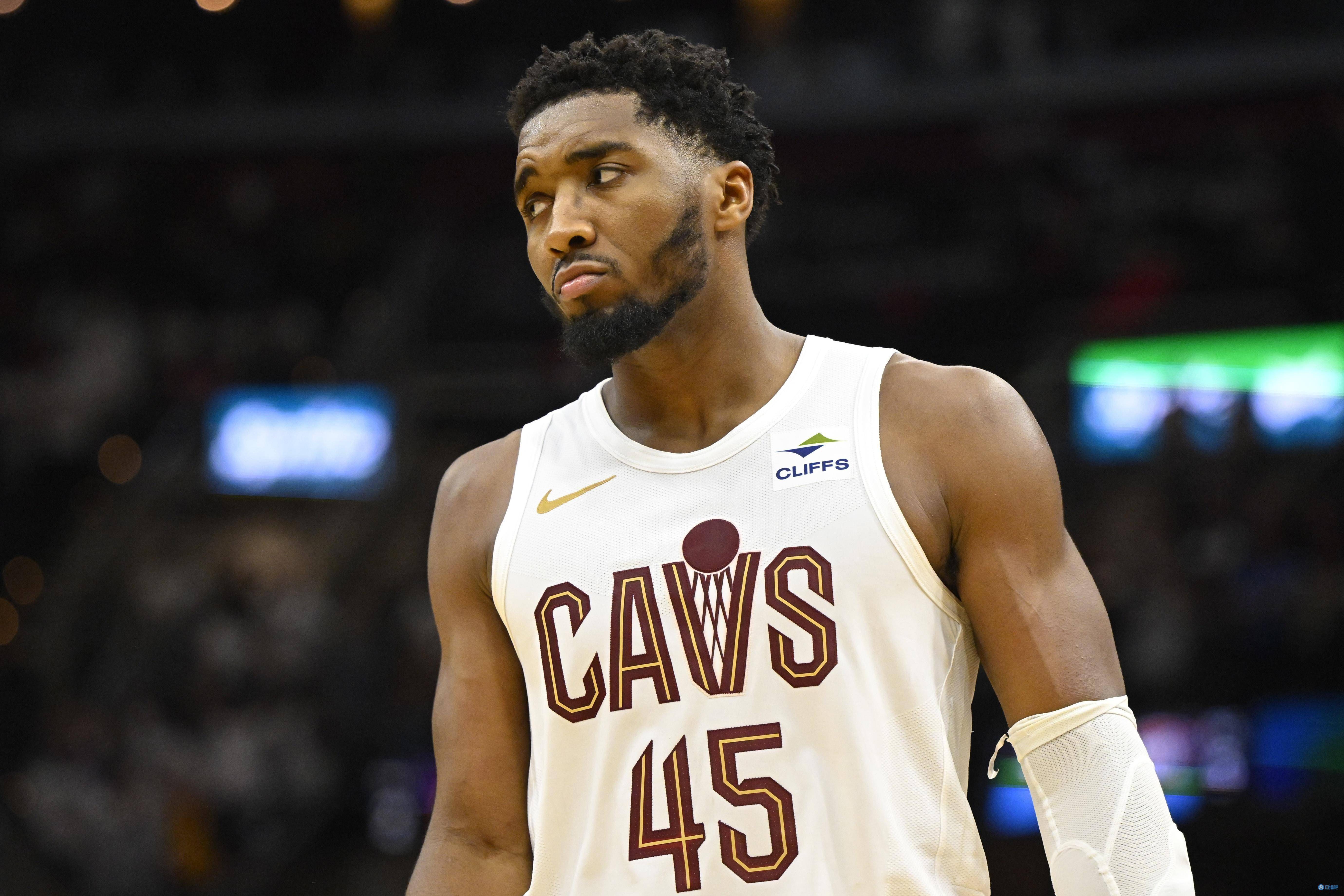 火箭惨败76人,遭遇四连败 火箭惨败76人,遭遇四连败