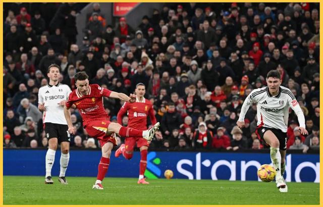 利物浦不敌瓦伦西亚，英超球队遭遇困境