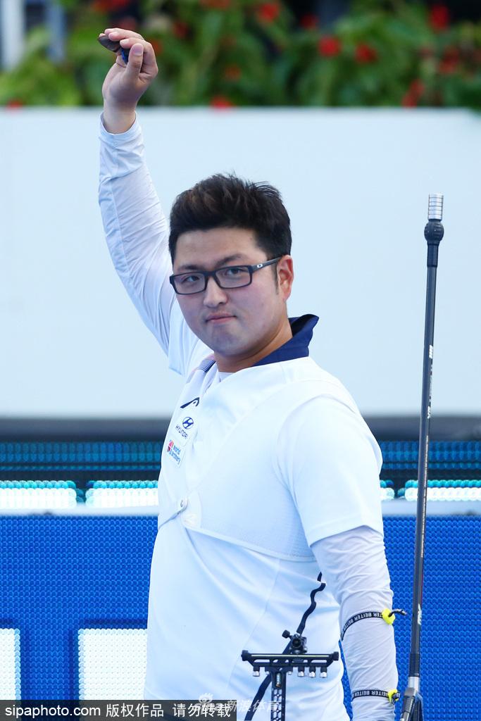 俄罗斯射箭选手状态火爆,杀入四强 俄罗斯射箭选手状态火爆,杀入四强