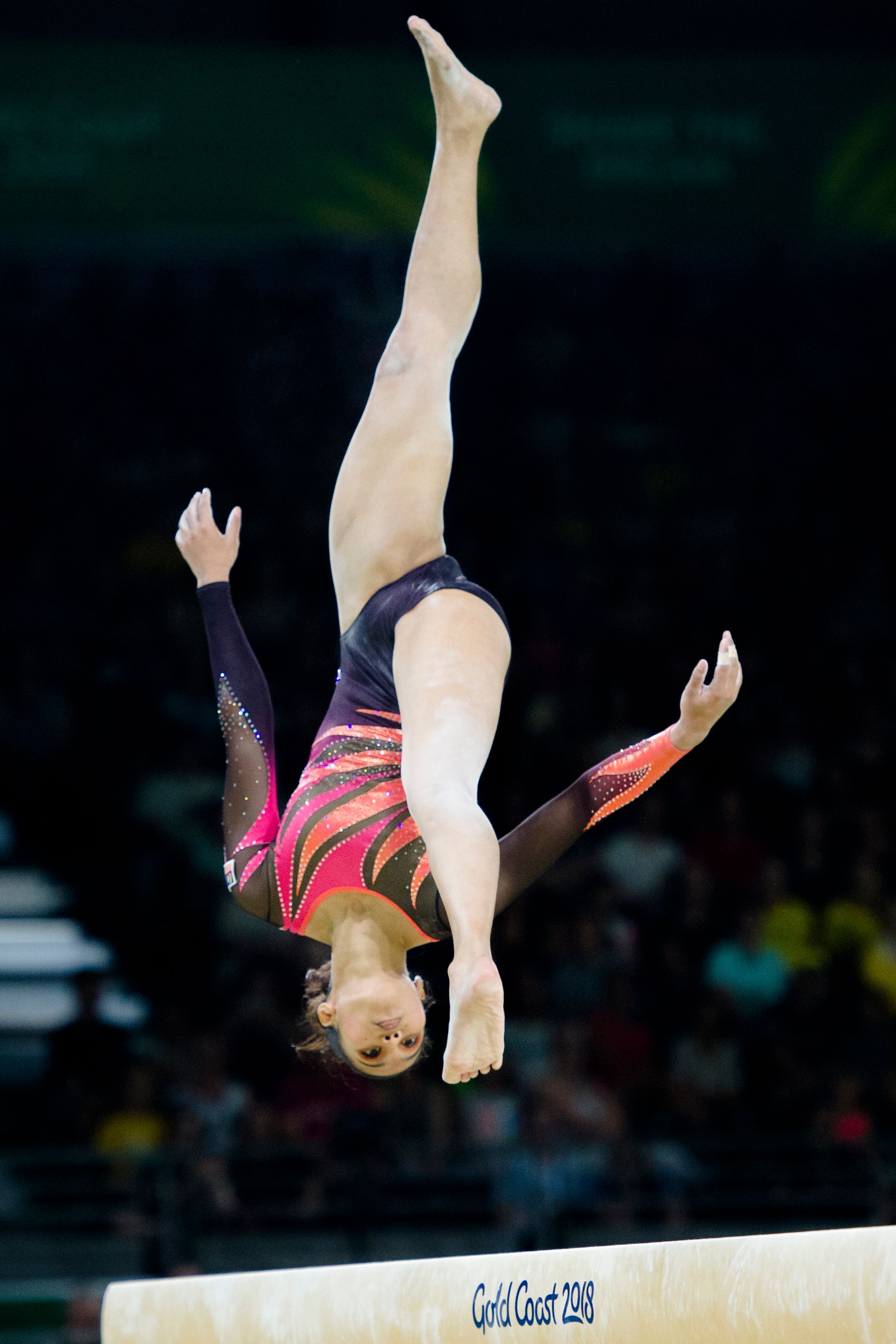 关于女子体操比赛中英国选手表现惊艳的信息 关于女子体操比赛中英国选手表现惊艳的信息