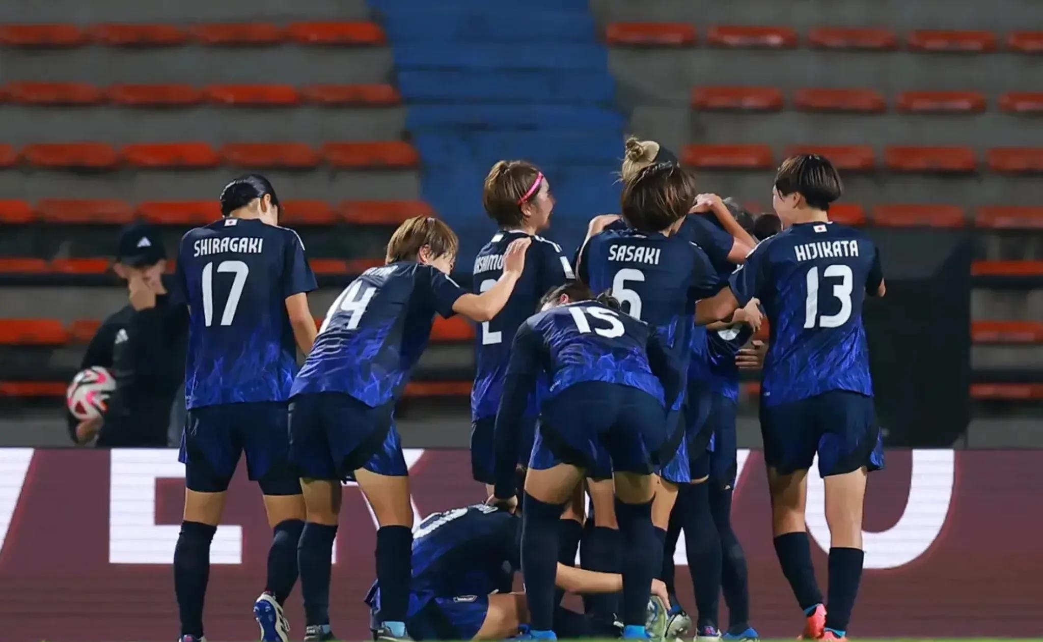 塞尔维亚女足豪取胜利,领跑榜首 塞尔维亚女足豪取胜利,领跑榜首