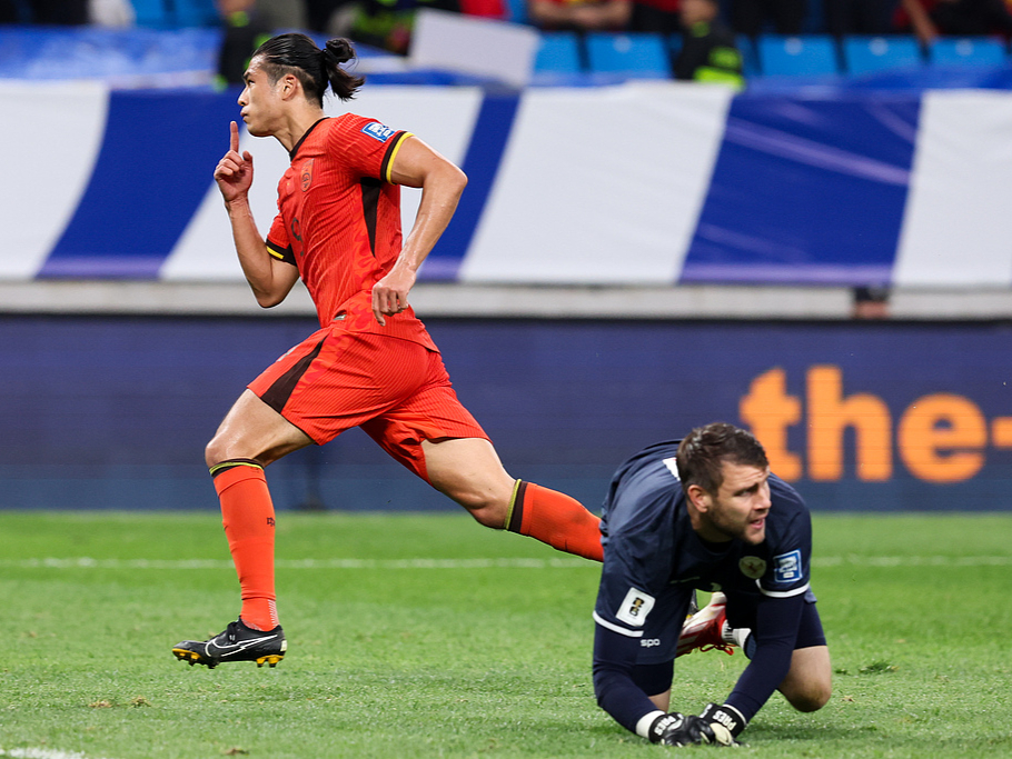 塞尔维亚女足豪取胜利,领跑榜首 塞尔维亚女足豪取胜利,领跑榜首