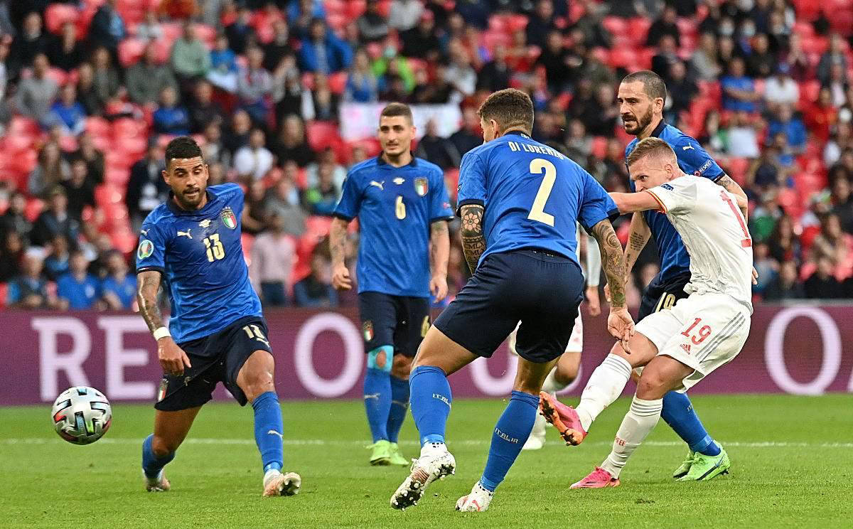 包含佛罗伦萨主场战胜对手,豪取四连胜的词条 包含佛罗伦萨主场战胜对手,豪取四连胜的词条