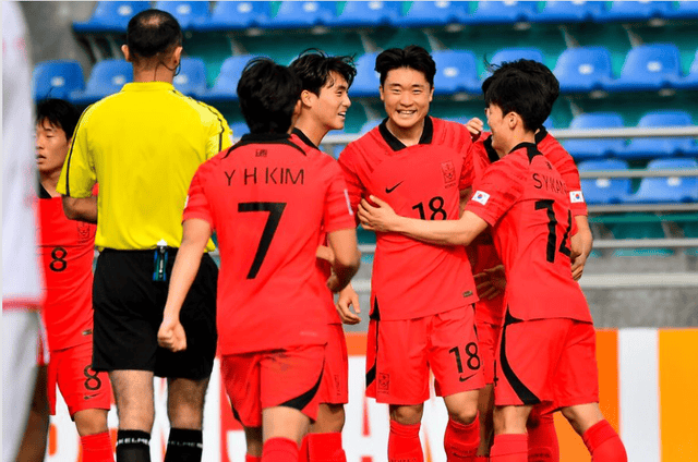 开云体育官网-日本球队备战与中东球队的激烈碰撞